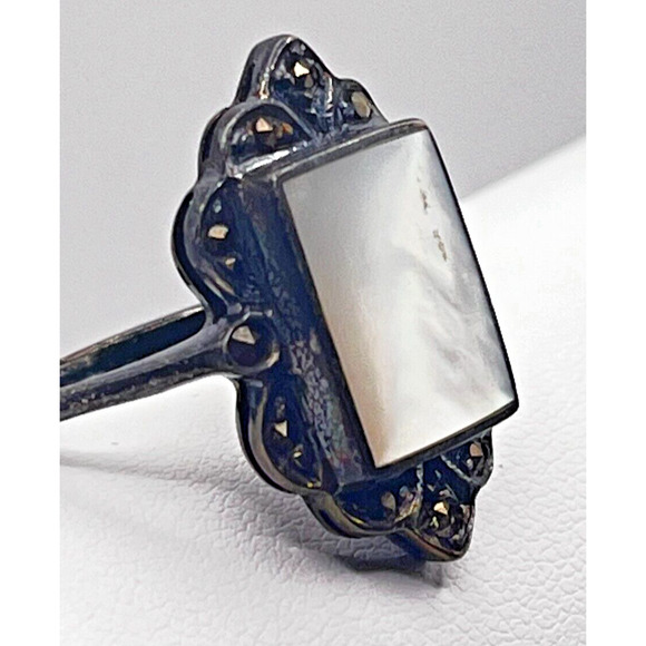 Antique Silver 925 Ring Mother of Pearl, Signed CFJ Sz: 8 - Picture 6 of 6